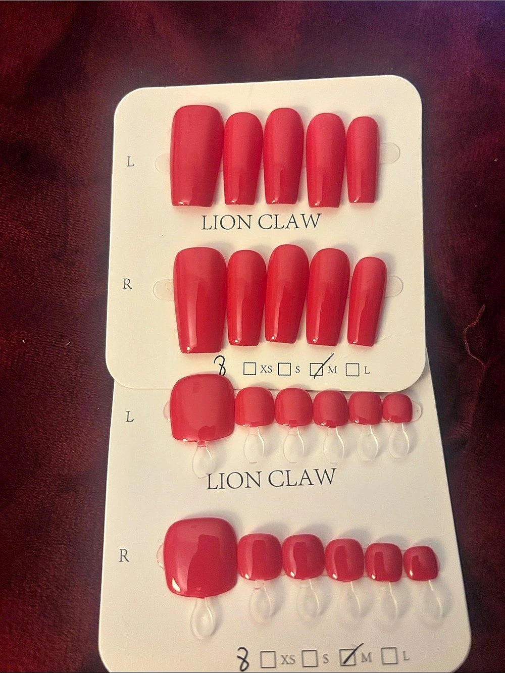 Lion Claw Red Press-On Nails Medium